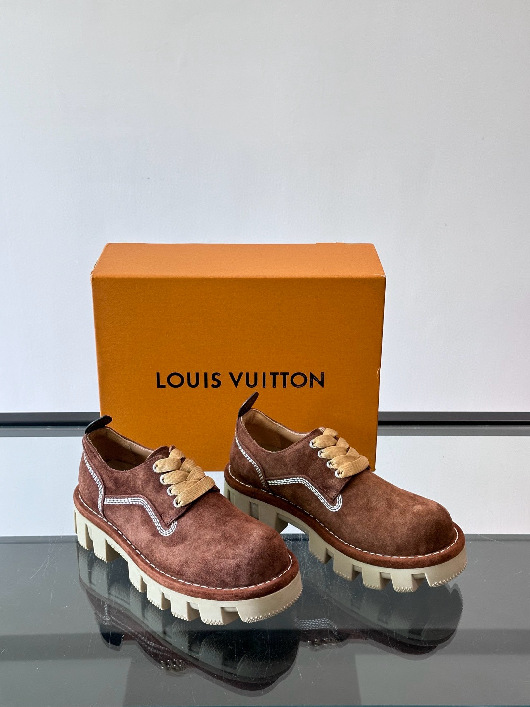 루이비통 Louis Vuitton 로퍼 슈즈