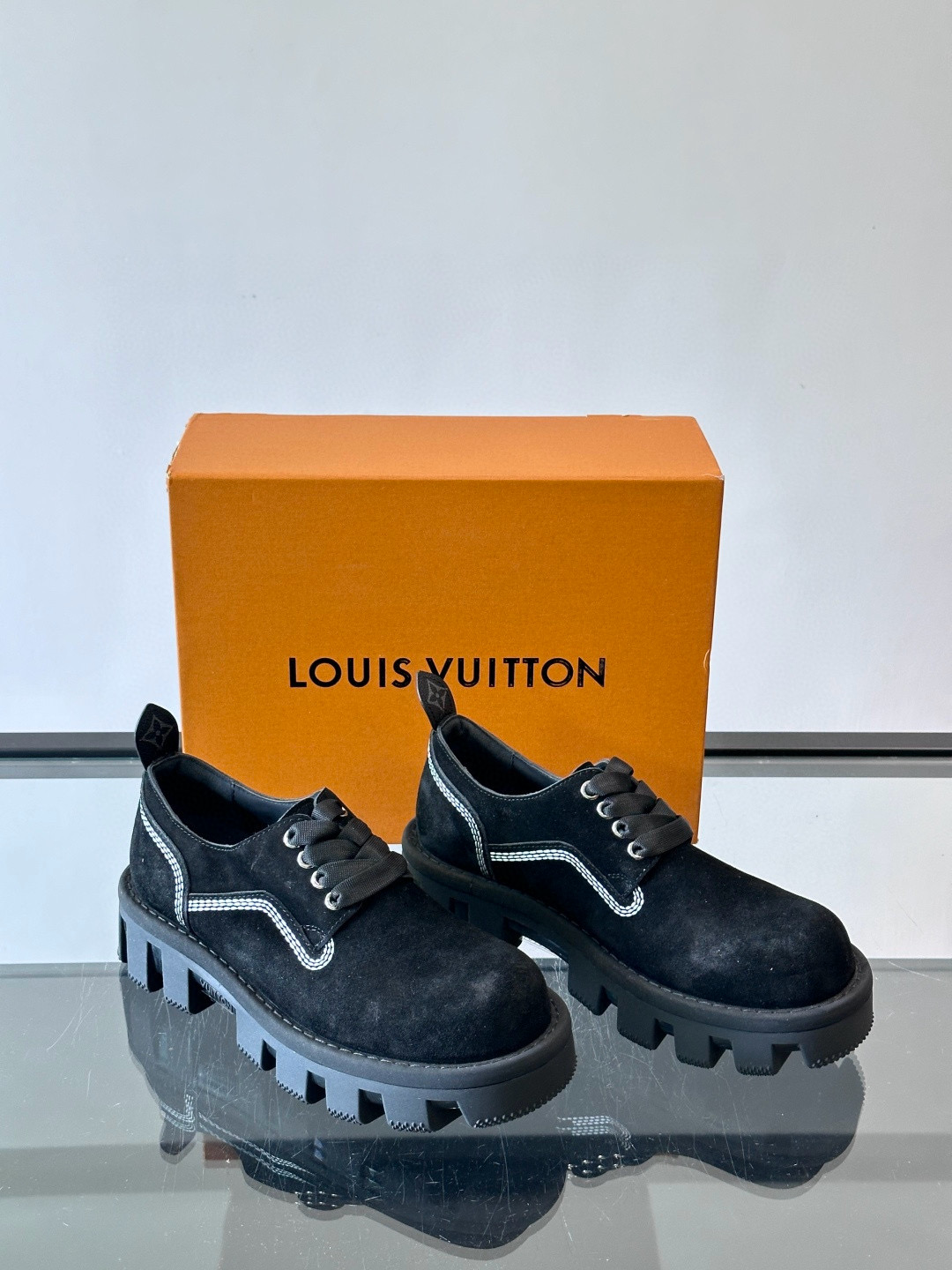 루이비통 Louis Vuitton 로퍼 슈즈