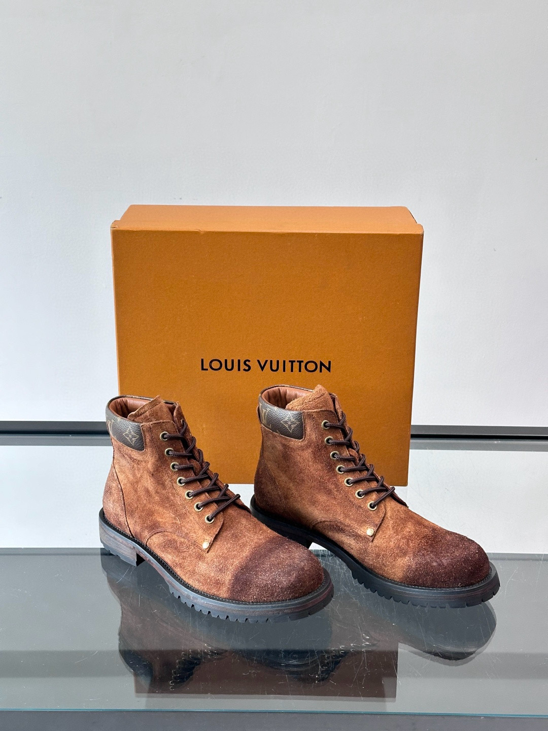 루이비통 Louis Vuitton 앵클 부츠