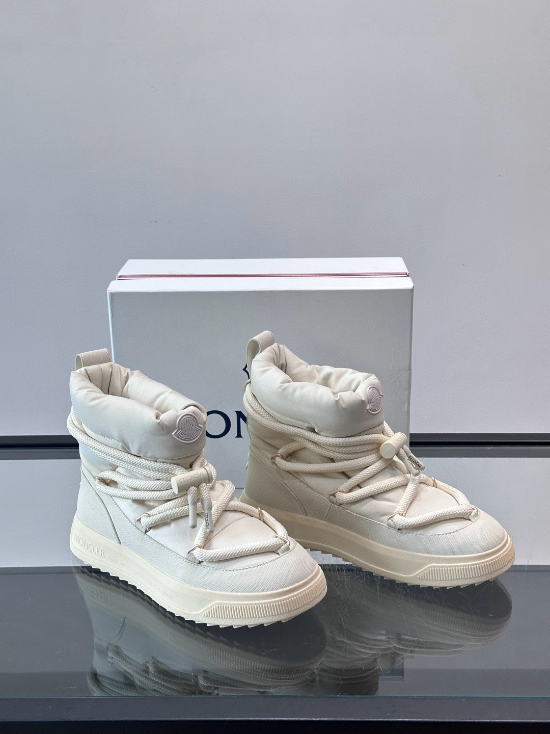몽클레어 Moncler Altive Mid 부츠