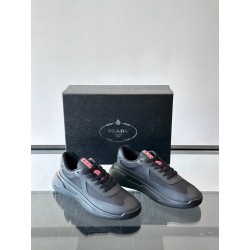 프라다 Prada 스니커즈
