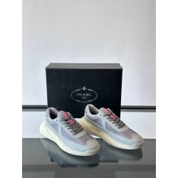 프라다 Prada 스니커즈