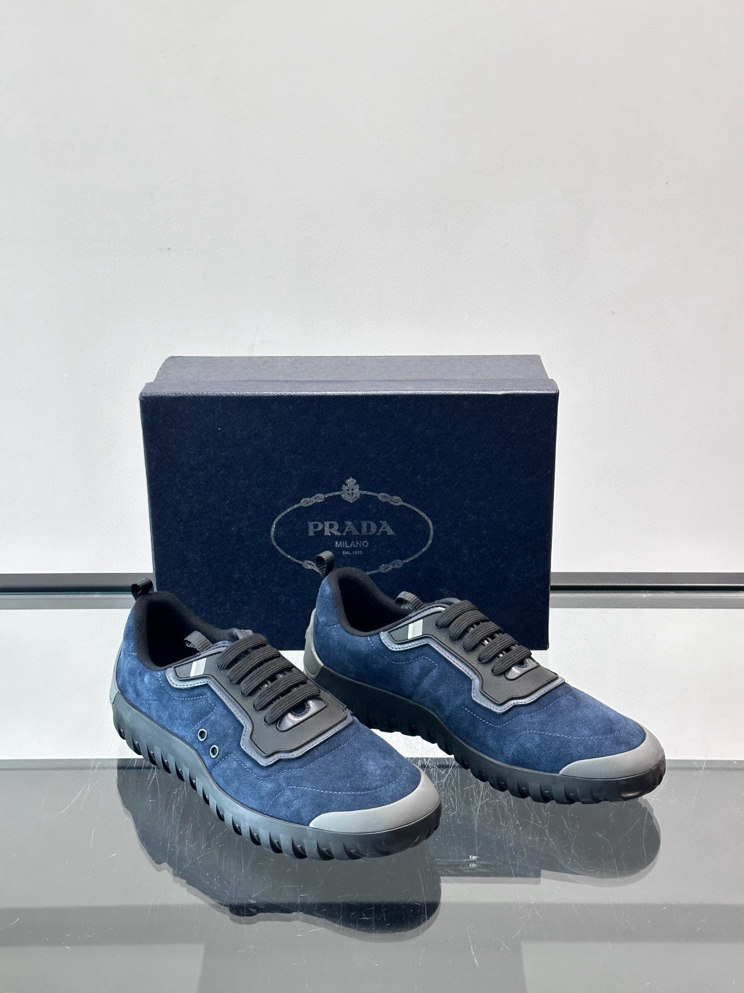 프라다 Prada 스니커즈