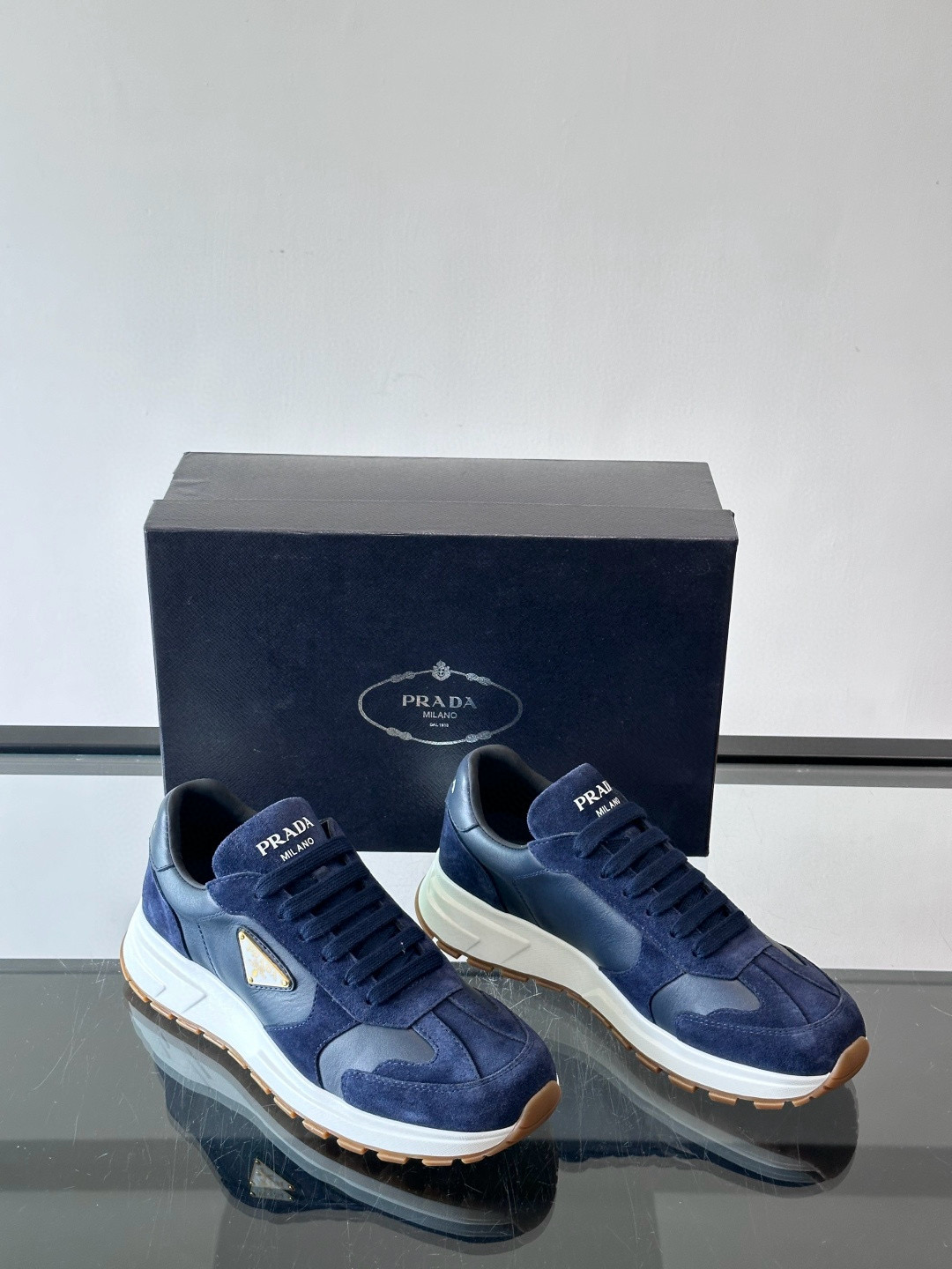 프라다 Prada 스니커즈