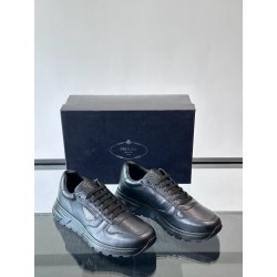 프라다 Prada 스니커즈
