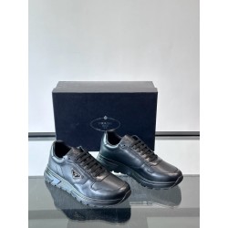 프라다 Prada 스니커즈