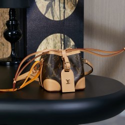 루이비통 Louis Vuitton M57099 Noe Purse Monogram