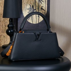 루이비통 Louis Vuitton M23947 Capucines East-West MM 33cm