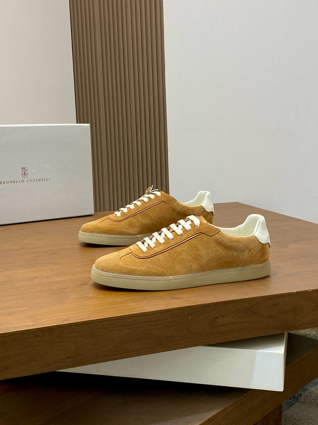 브루넬로 쿠치넬리 Brunello Cucinelli 스니커즈