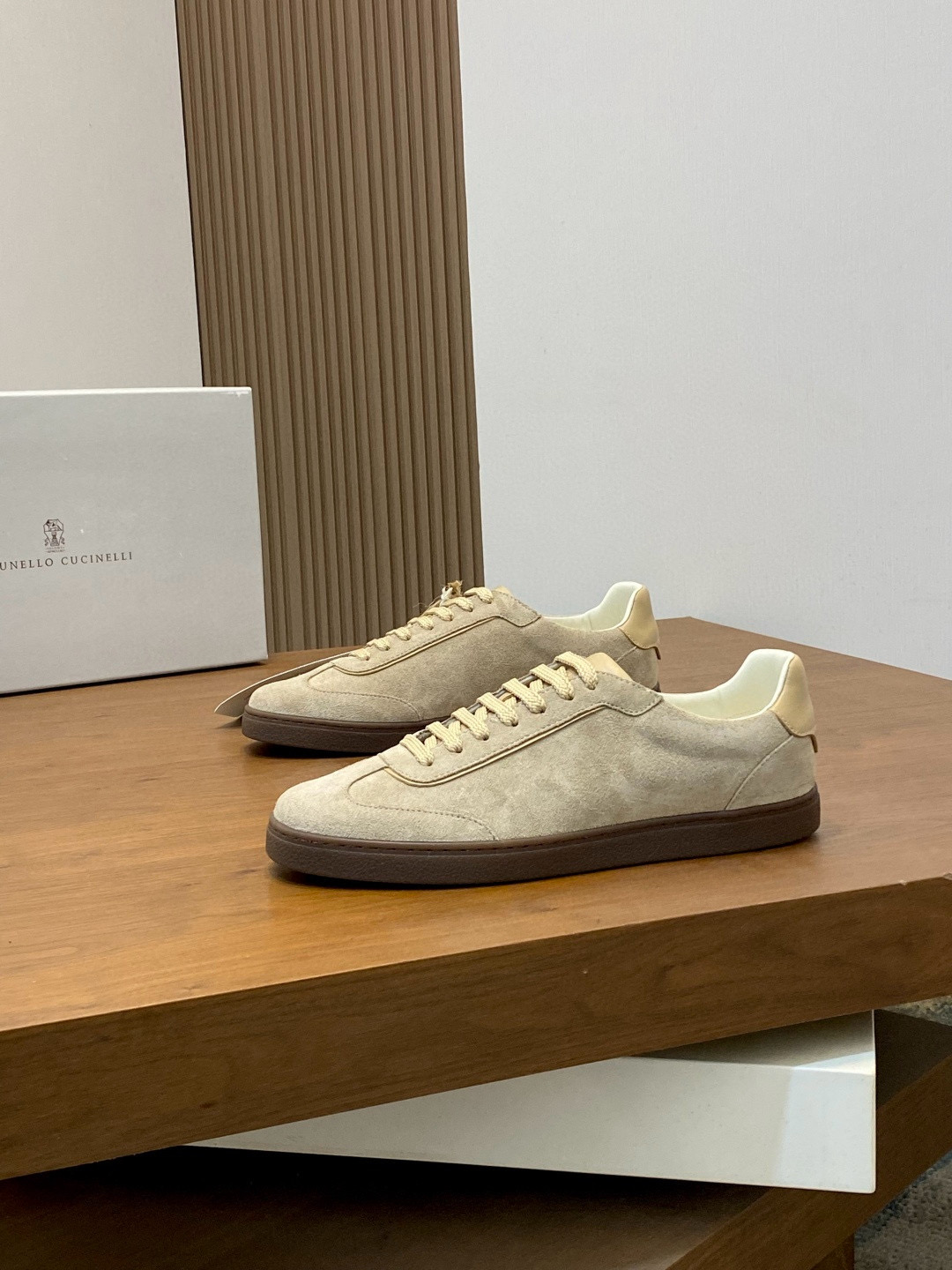 브루넬로 쿠치넬리 Brunello Cucinelli 스니커즈