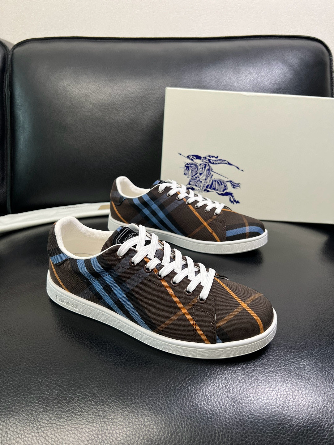 버버리 Burberry 스니커즈
