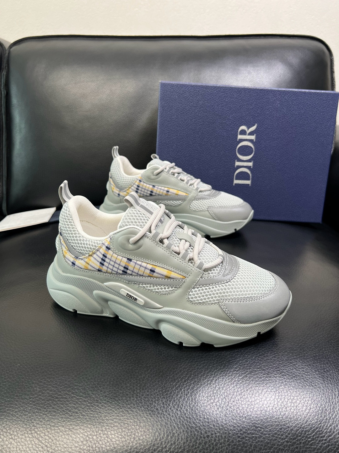 디올 Dior 스니커즈