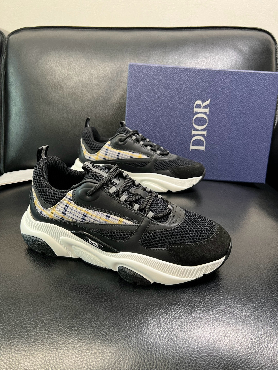 디올 Dior 스니커즈