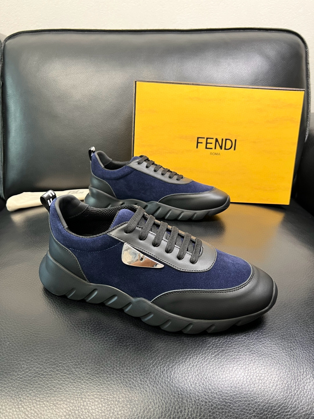 펜디 Fendi 스니커즈