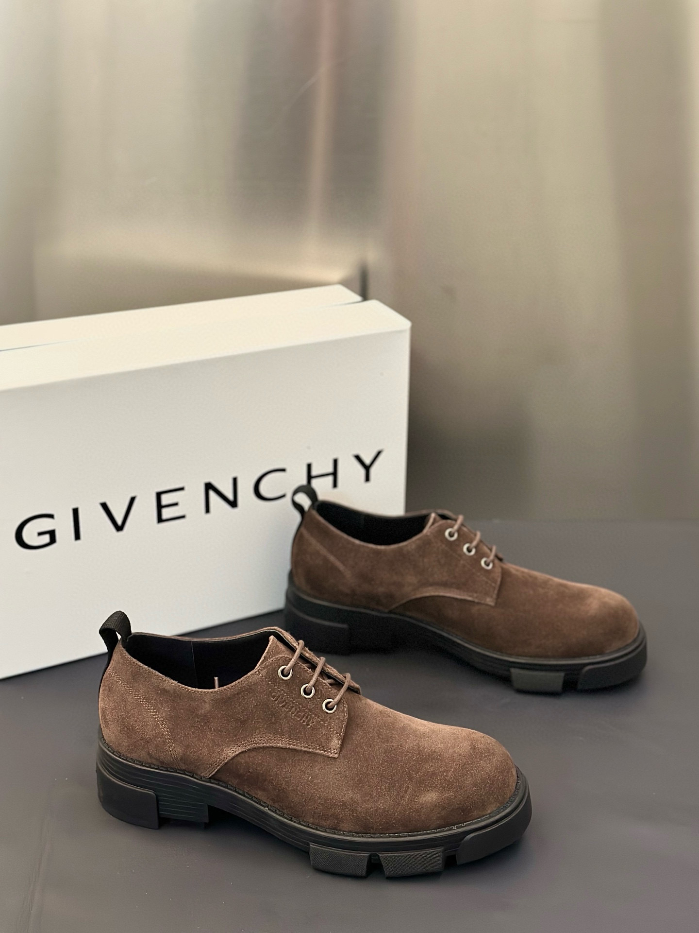 지방시 Givenchy Show 로퍼 슈즈