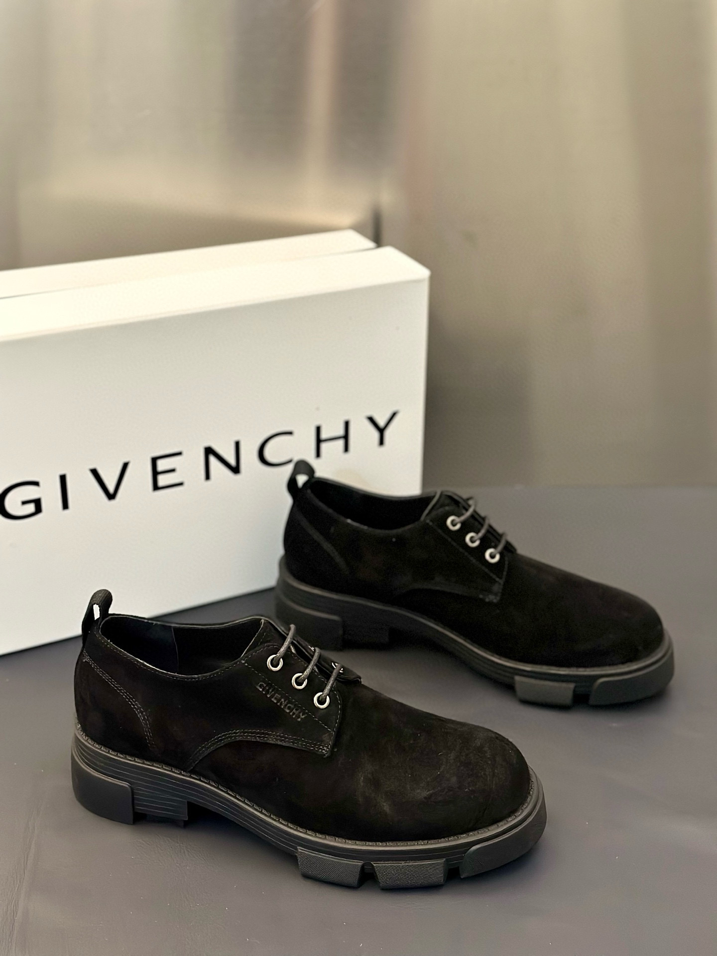 지방시 Givenchy Show 로퍼 슈즈