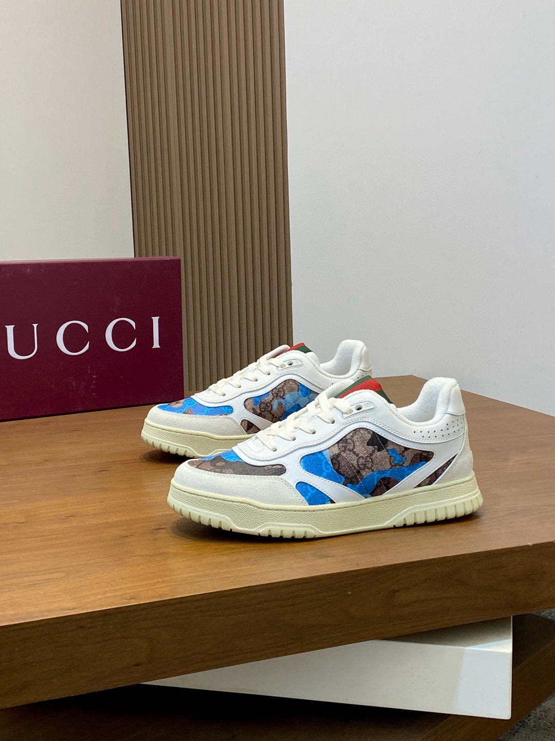 구찌 Gucci Re-Web 스니커즈