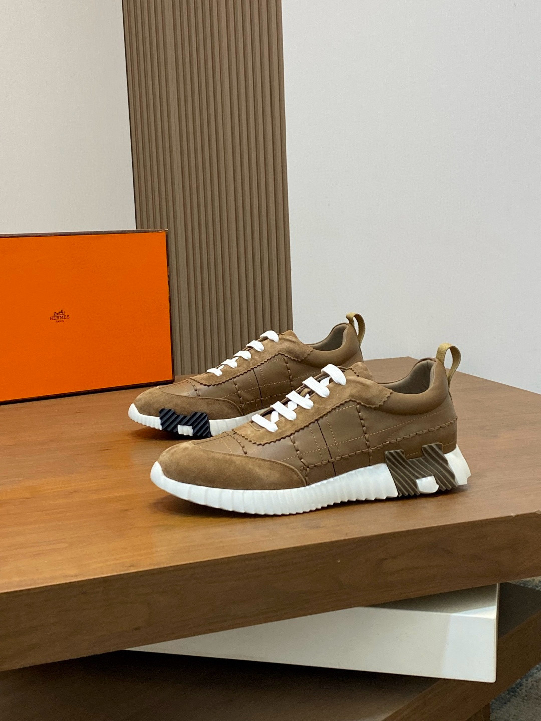 에르메스 Hermes 스니커즈