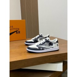 루이비통 Louis Vuitton x AIR 스니커즈