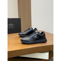 프라다 Prada 스니커즈