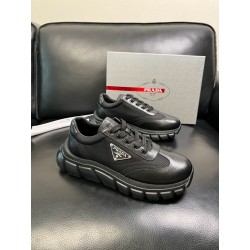 프라다 Prada 스니커즈