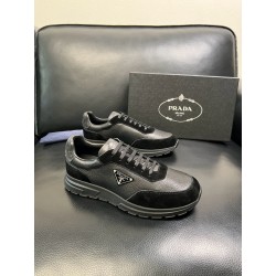 프라다 Prada 스니커즈