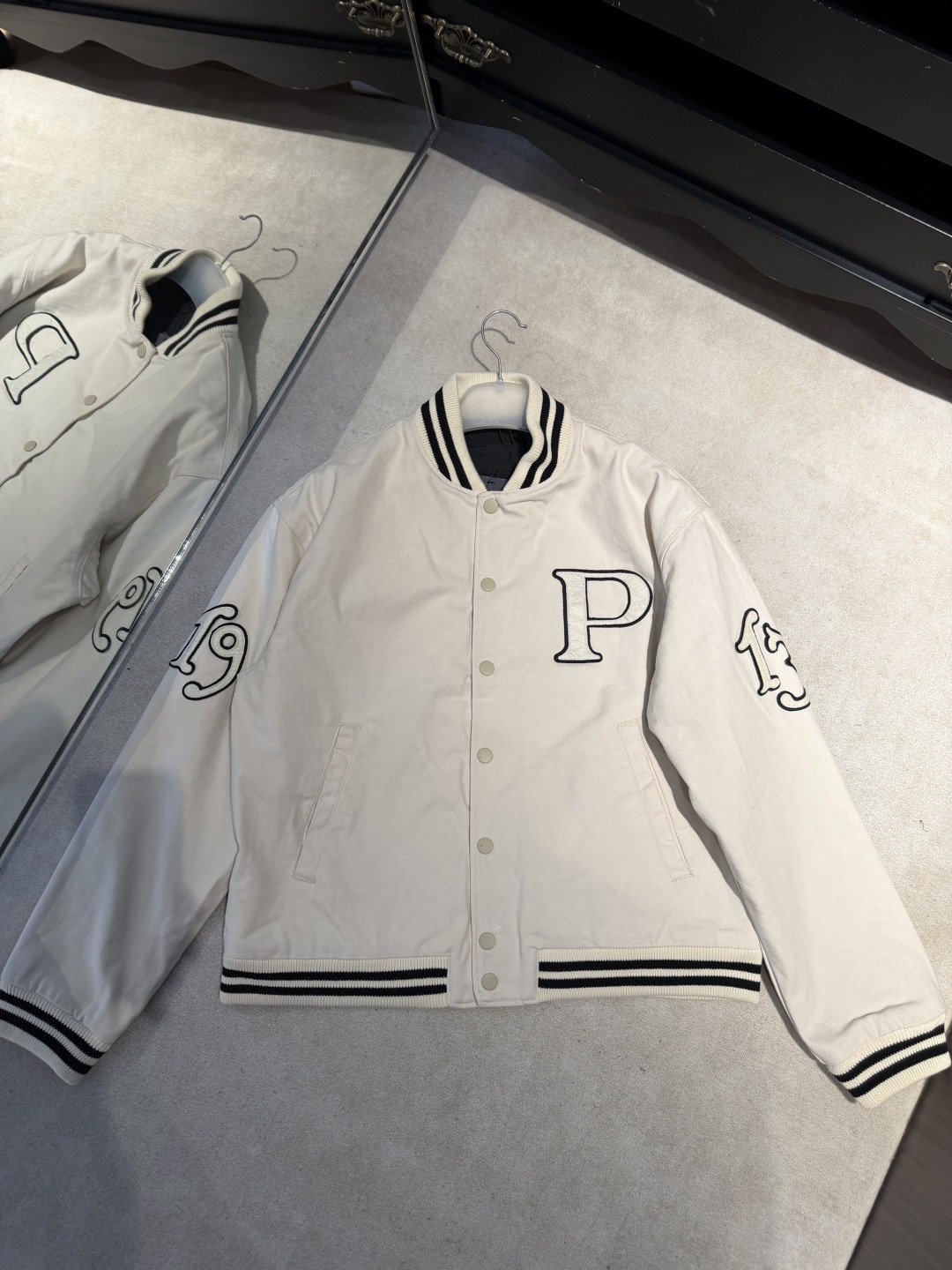 프라다 Prada 재킷