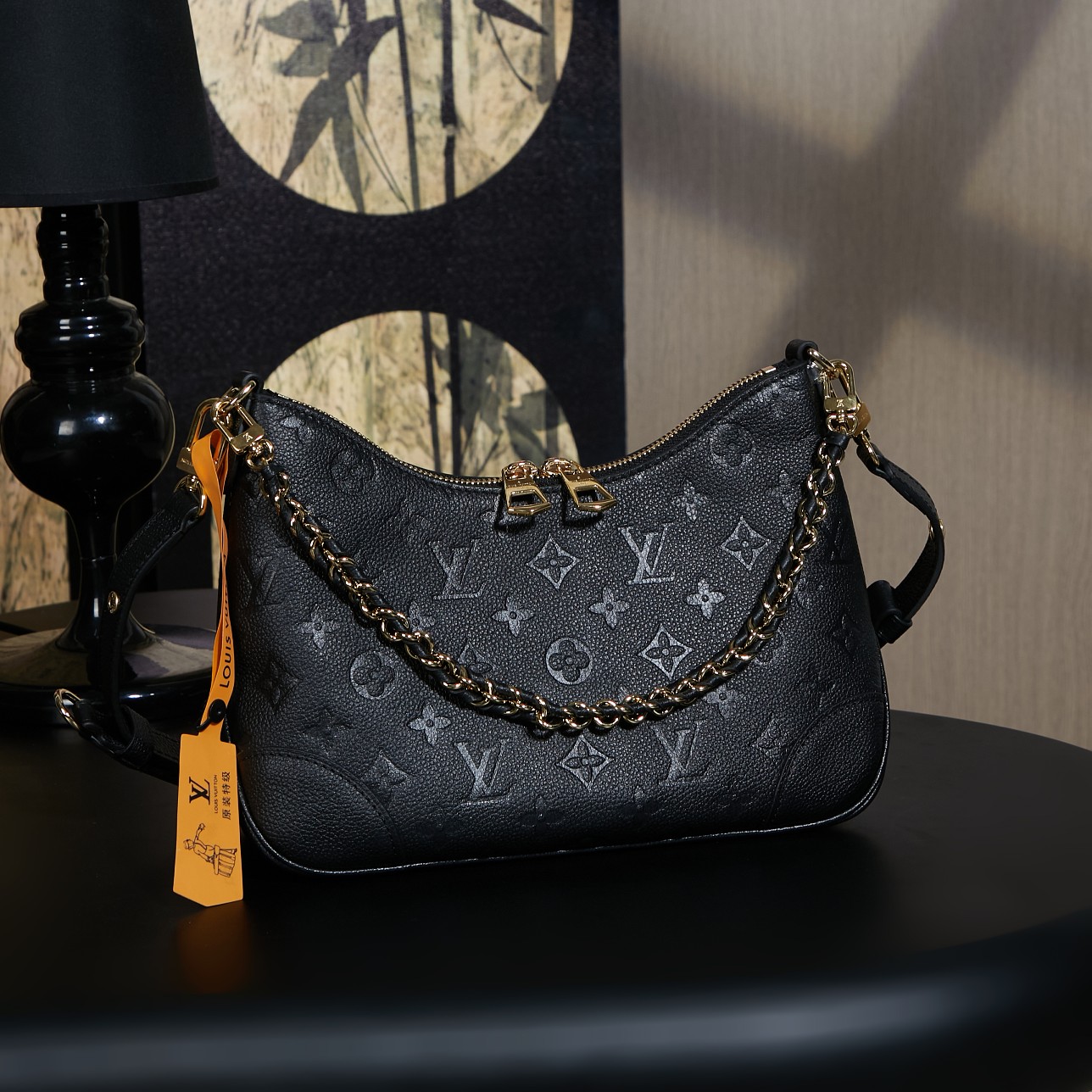 루이비통 Louis Vuitton M12930 Boulogne Monogram Empreinte Black 29cm