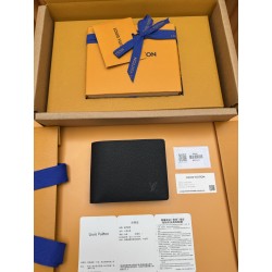 루이비통 Louis Vuitton M30531 지갑 11.5cm