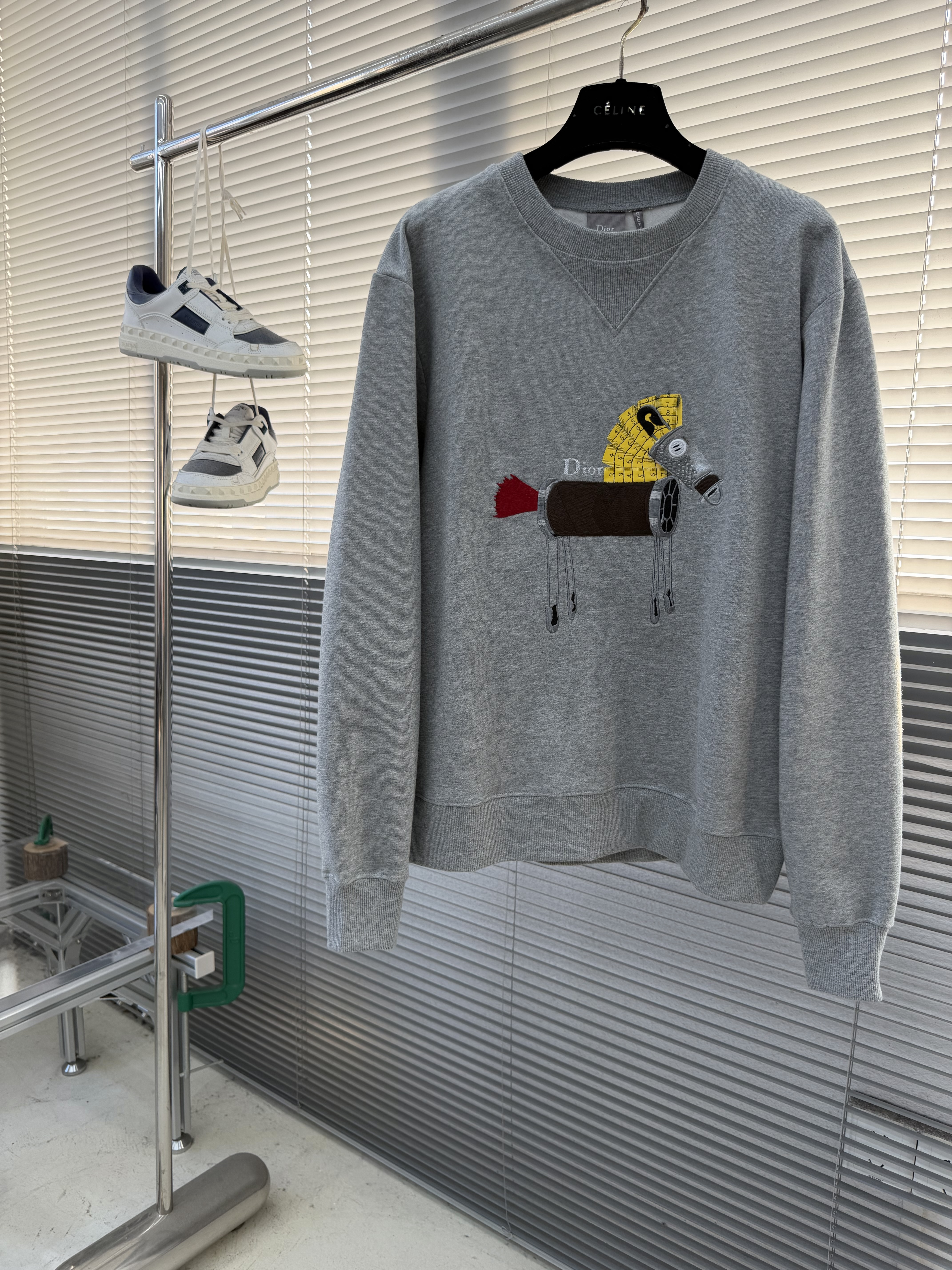 디올 Dior 맨투맨