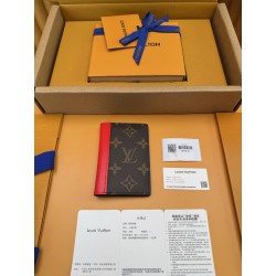 루이비통 Louis Vuitton M12830 지갑  11cm