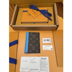 루이비통 Louis Vuitton M12821 passport case