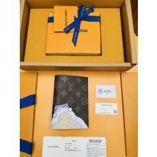 루이비통 Louis Vuitton M25753 passport case