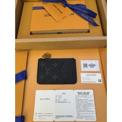 루이비통 Louis Vuitton M81883 지갑