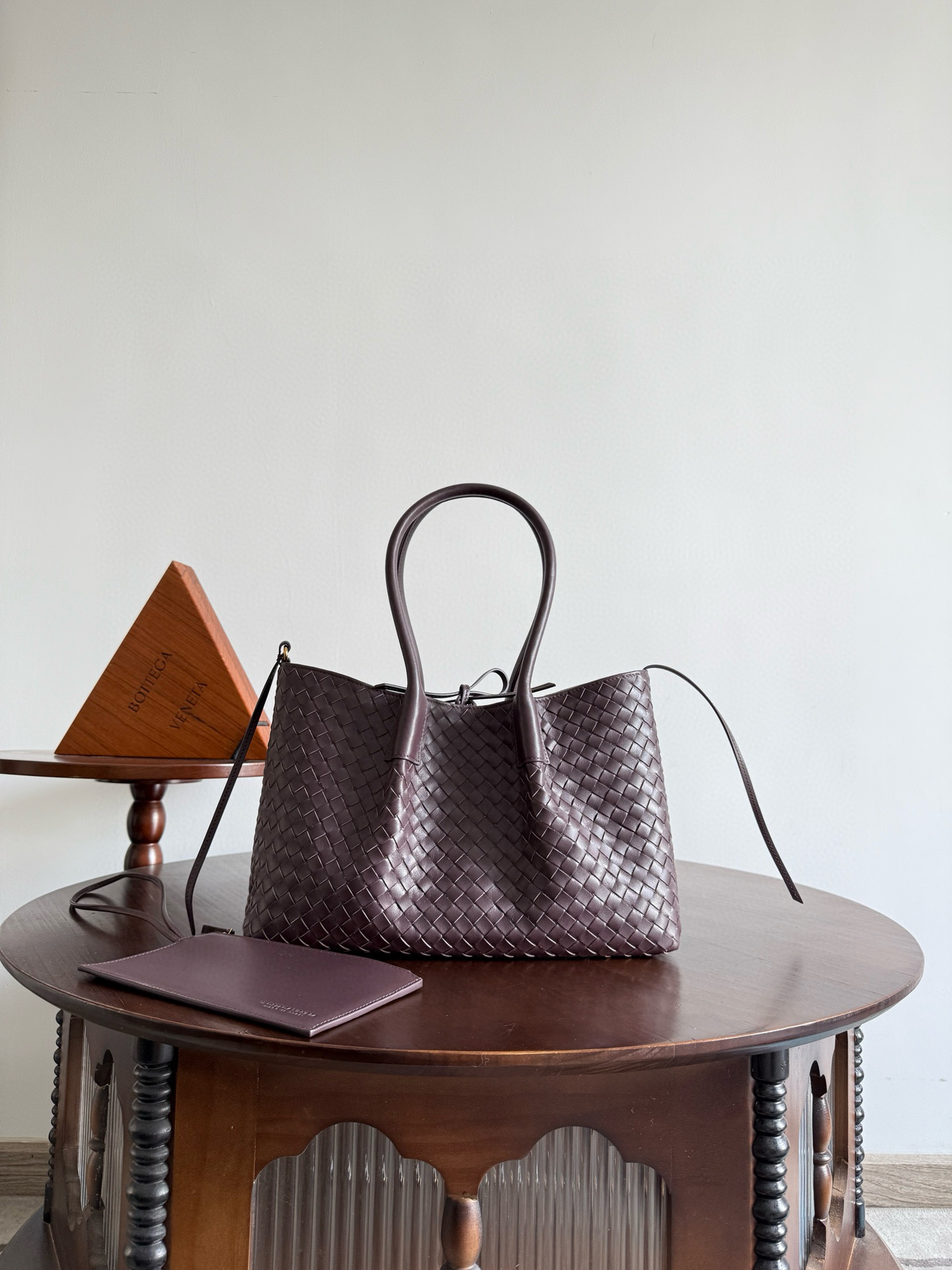 보테가 베네타 Bottega Veneta 854371 Pinacoteca Tote Bag 34CM