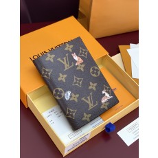 루이비통 Louis Vuitton M27052 passport case