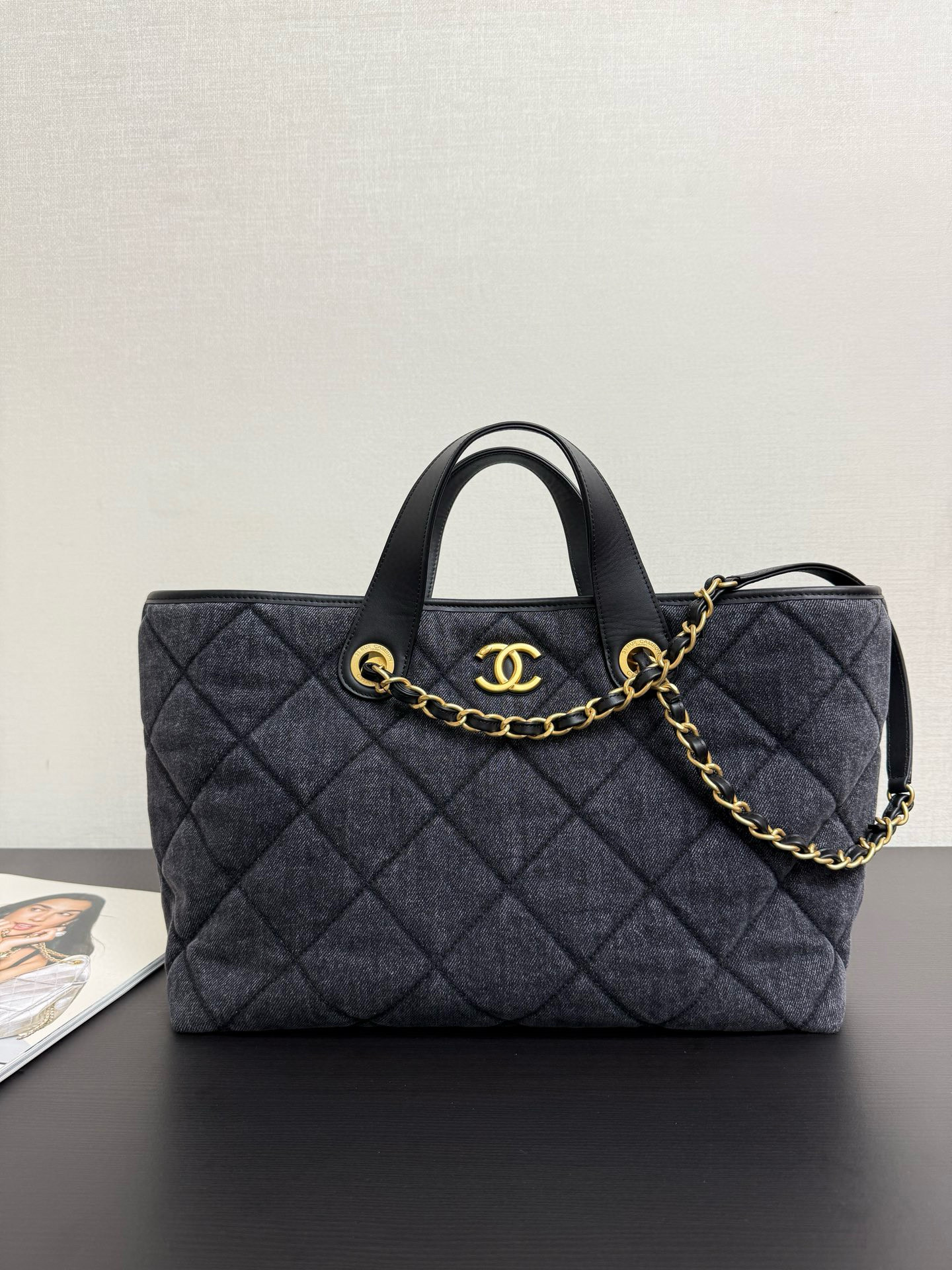 샤넬 Chanel Shopping Bag Black 44cm