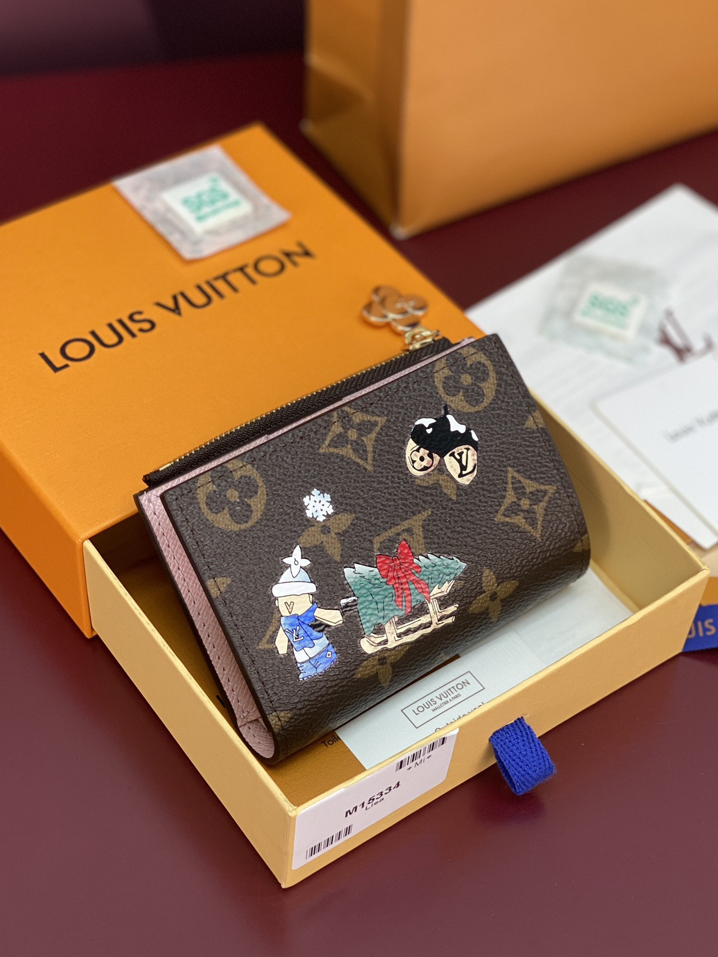 루이비통 Louis Vuitton M15334 지갑 11.5cm