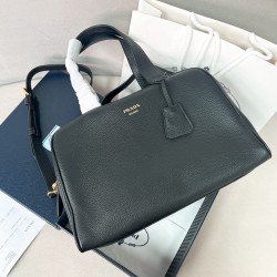 프라다 Prada 1BB148 라지 레더 탑 핸들 백 블랙 33cm