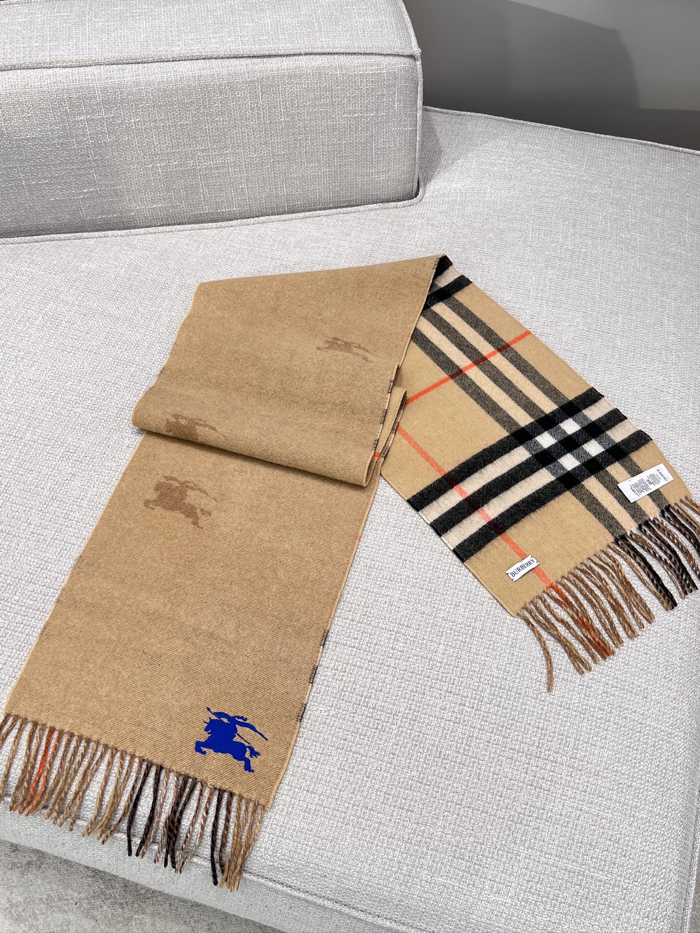 버버리 Burberry 캐시미어 케이프 168X30cm