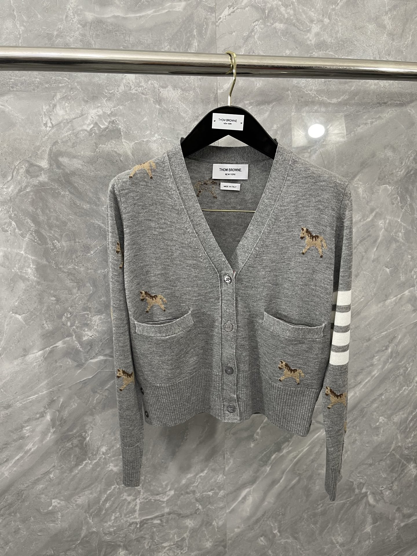 톰브라운 Thom Browne 가디건