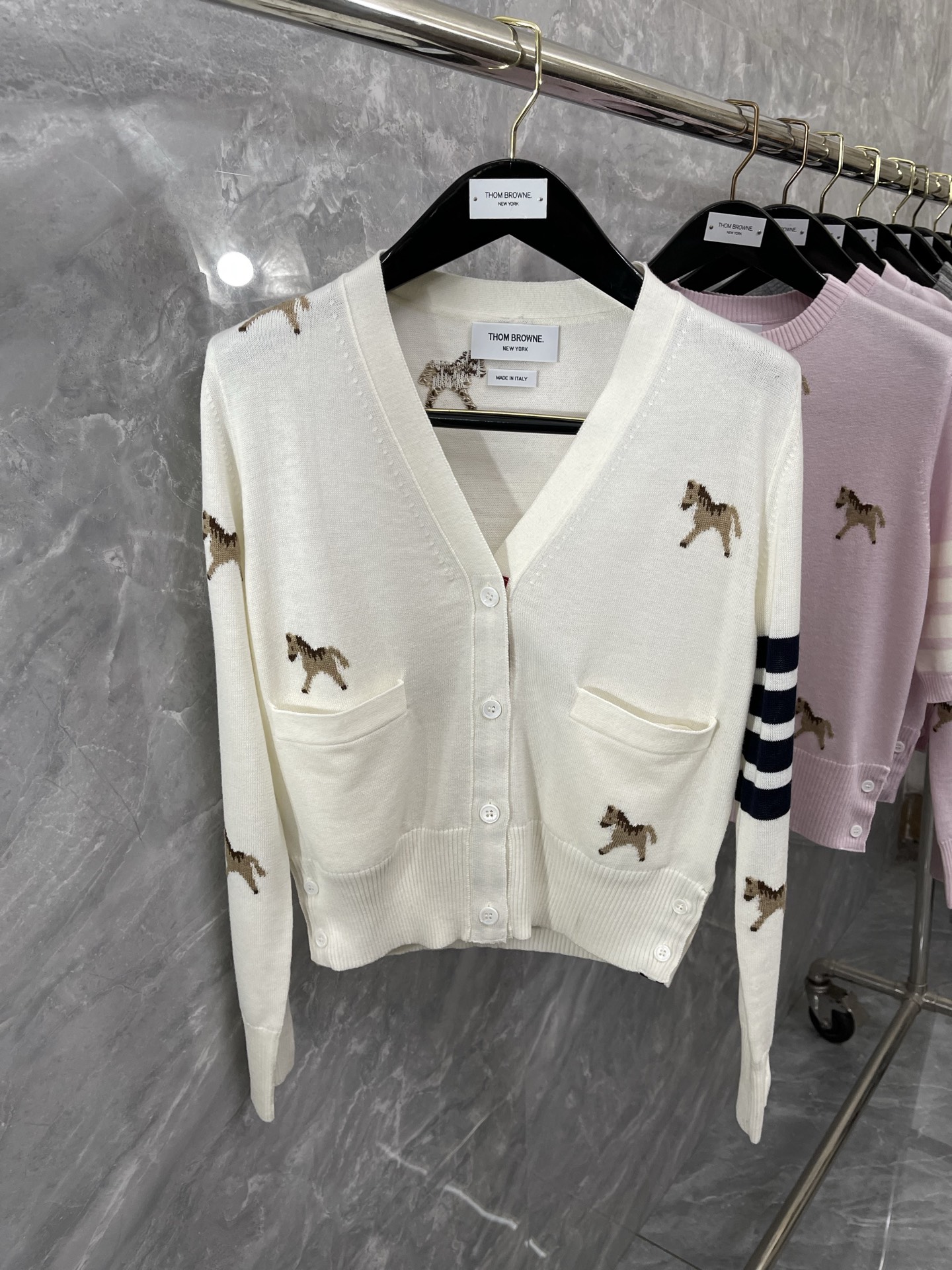 톰브라운 Thom Browne 가디건