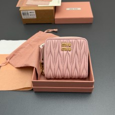 미우 미우 MIU MIU 5MO522 MATELASS 지갑 10.2cm