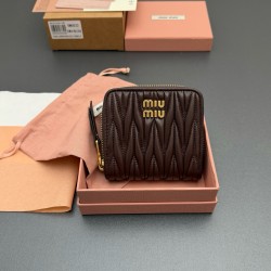 미우 미우 MIU MIU 5MO522 MATELASS 지갑 10.2cm