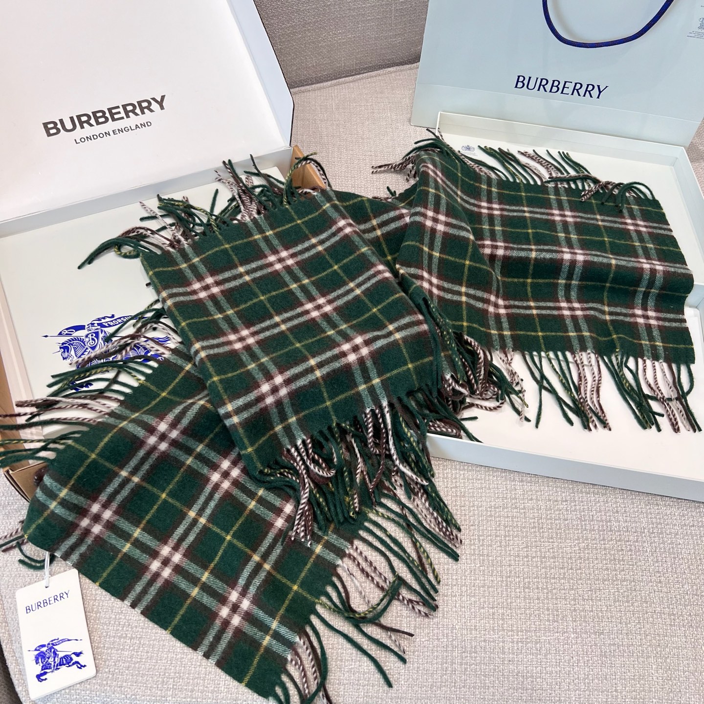 버버리 Burberry 캐시미어 케이프 155x30cm