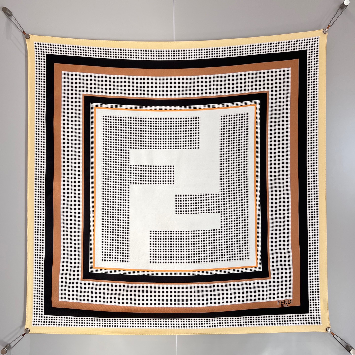 펜디 FENDI 스카프 90×90CM