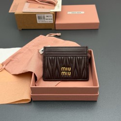 미우 미우 MIU MIU 5MC076 MATELASSE 카드 케이스 8.5cm