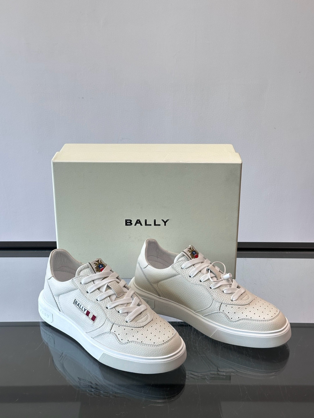 발리 Bally 스니커즈