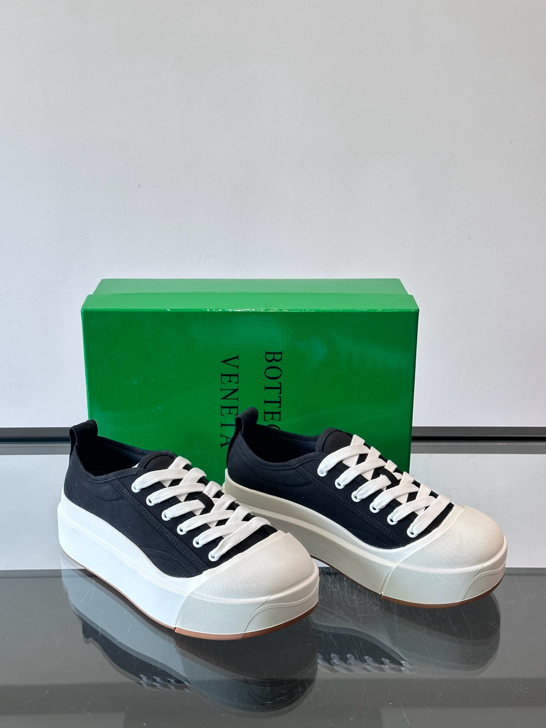 보테가 베네타 Bottega Veneta Vulcan 스니커즈