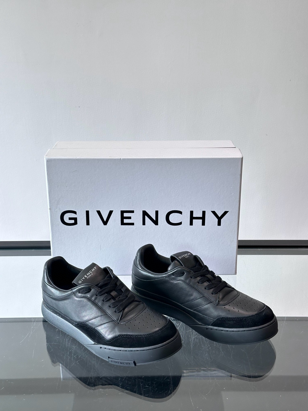 지방시 Givenchy YARD 스니커즈